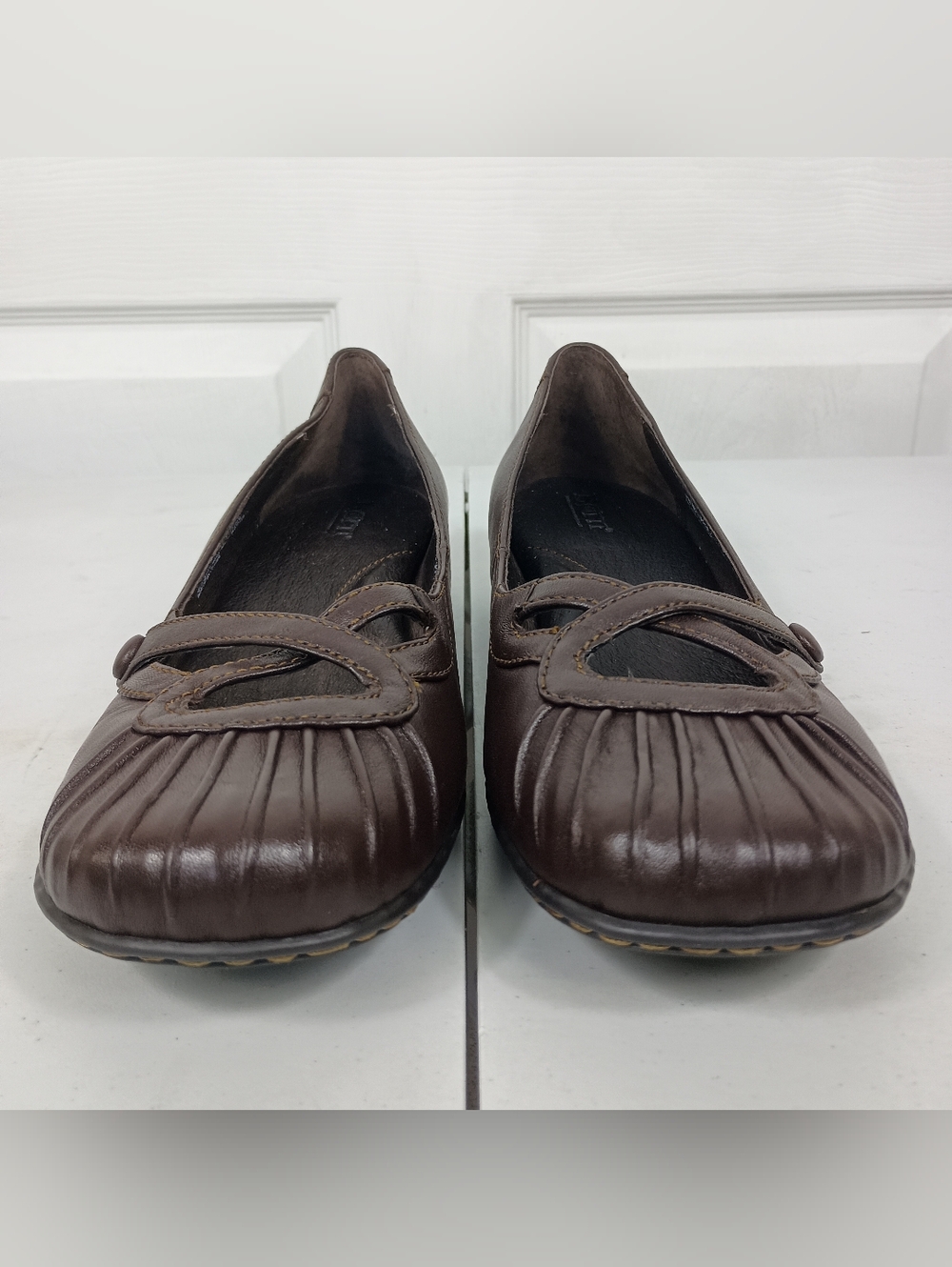 Born Kitten Heels 8.5 Womens Brown Leather Pleated Toe Slip On Comfort Shoes VTG - Picture 7 of 15
